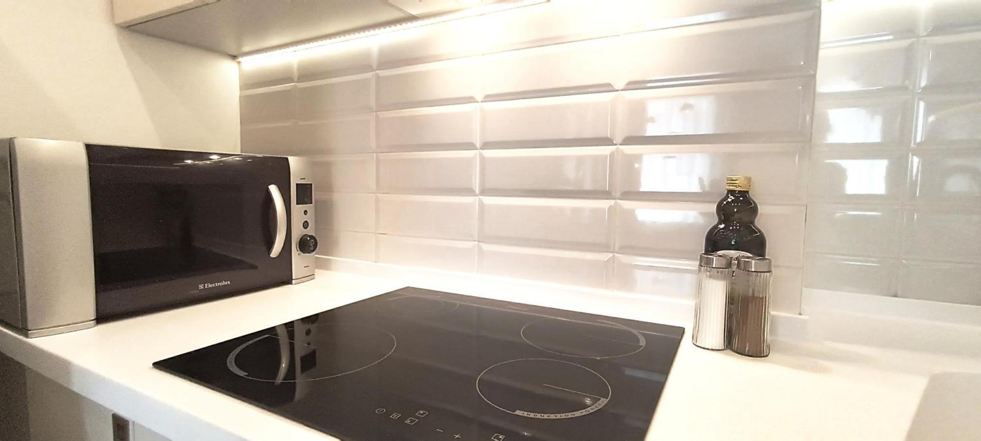 Old Town 2 Bedroom Apartment Near Dome Square & Scenic Waterfront Riga Exterior photo